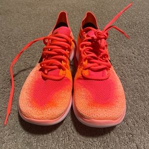 Nike free run flyknit